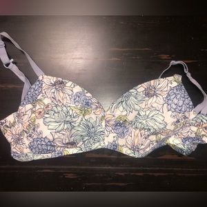 No Boundaries Size 36DD floral underwire bra